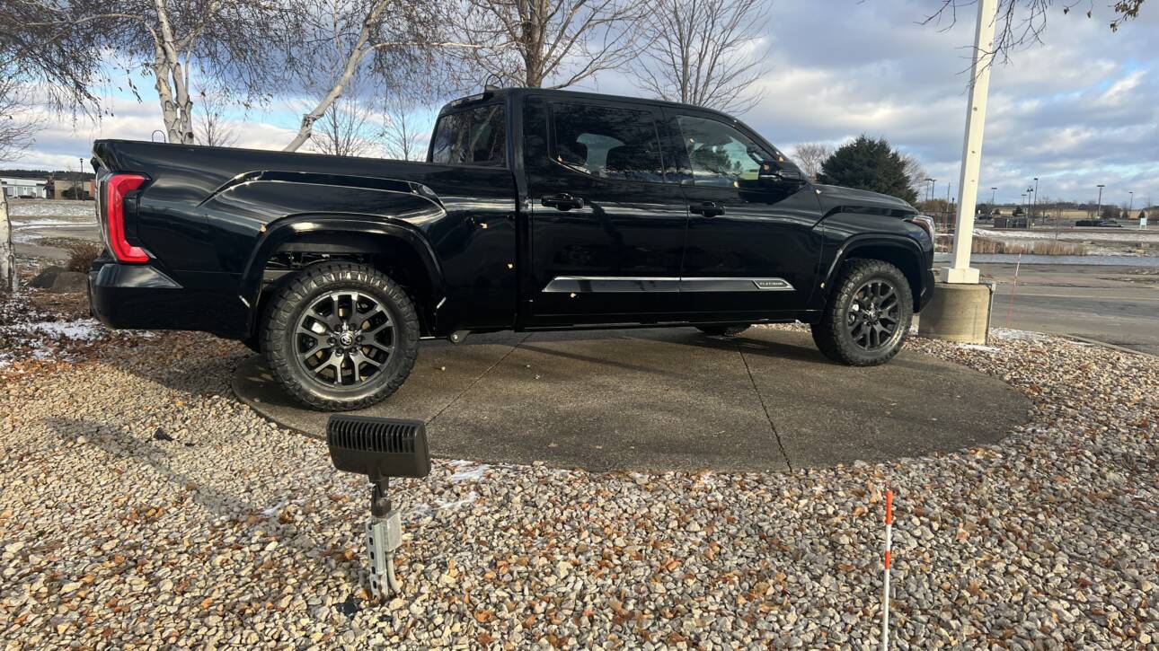 2026 Toyota Tundra 4WD CREW 65 Platinum Edition